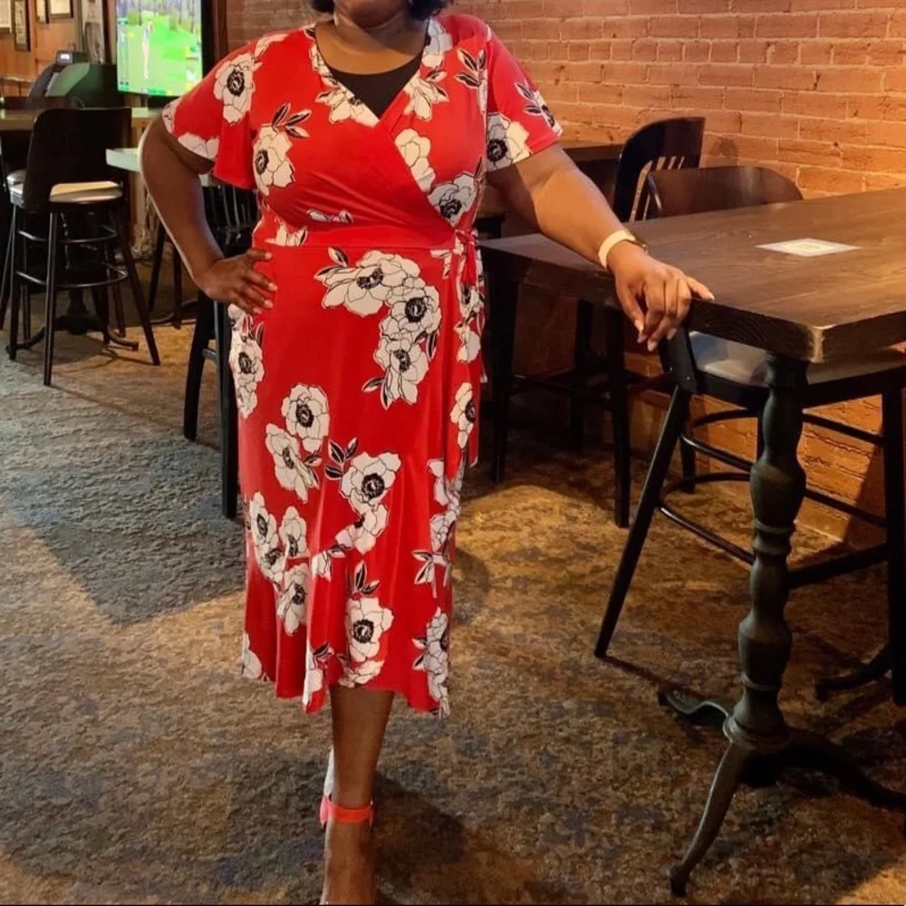 SOLD- Gorgeous red dress from Lane Bryant - Picture 1 of 3